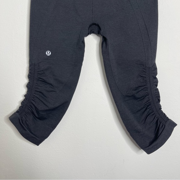 Lululemon Flow & Go Crop Seamless Leggings Size 4 - Picture 11 of 14